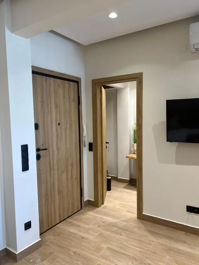 Calma Apartment Next To Aristotelous Square 塞萨洛尼基